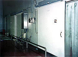 Embutidos Corona - Fiber-Glass Sliding Doors